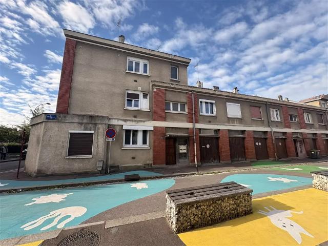 Location Appartement Rue Jean Gaument, Elbeuf