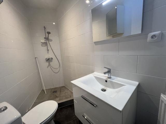 Location Appartement Rue Jean Jacques Rabaud, Bordeaux