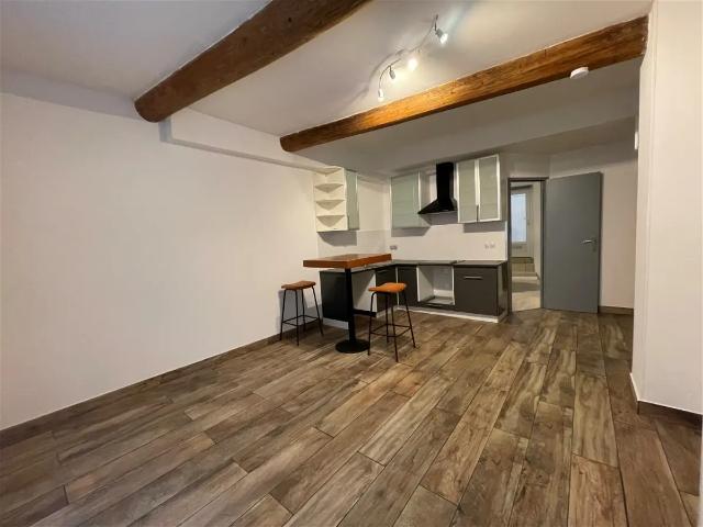 Location Appartement Rue Jean Jaurès, Bras