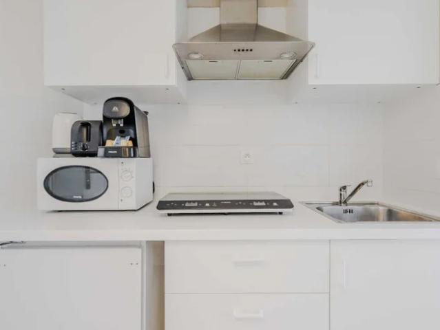 Location Appartement Rue Jean Jaurès, Levallois Perret