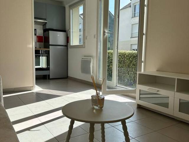 Location Appartement Rue Jean Jaurès, Montereau Fault Yonne