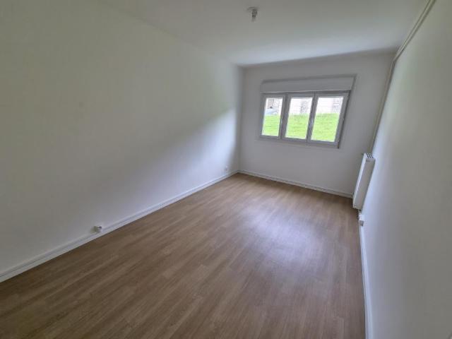 Location Appartement Rue Jean Jaurès, Monthermé