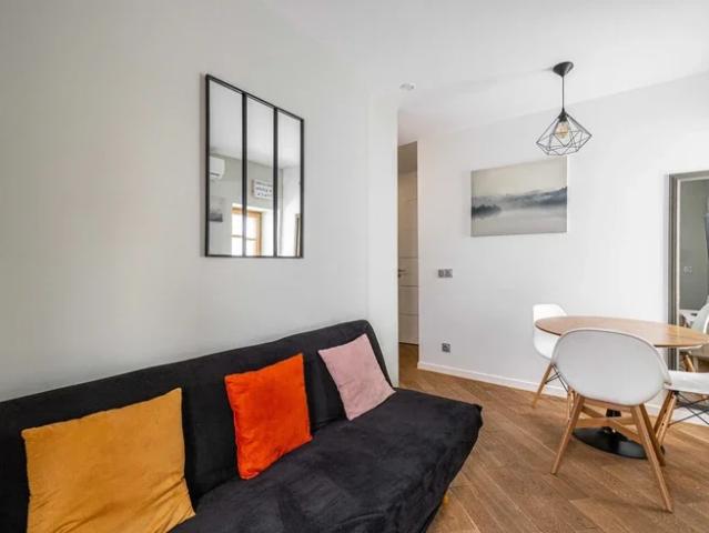 Location Appartement Rue Jean Joseph Méro, Cannes