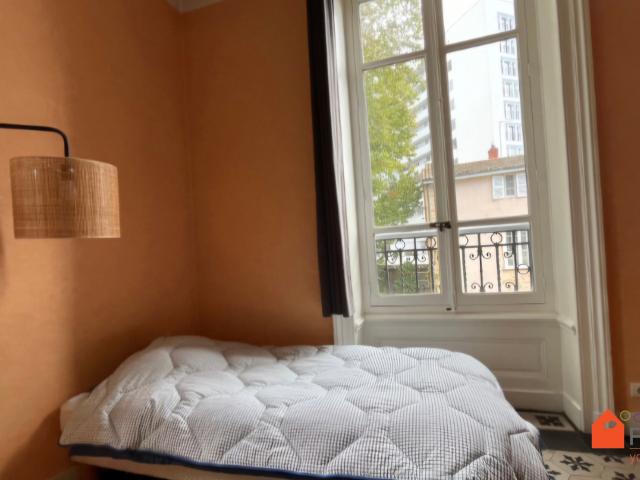 Location Appartement Rue Jean Larrivé, Lyon
