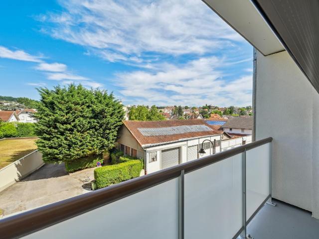 Location Appartement Rue Jean Longuet, Châtenay Malabry
