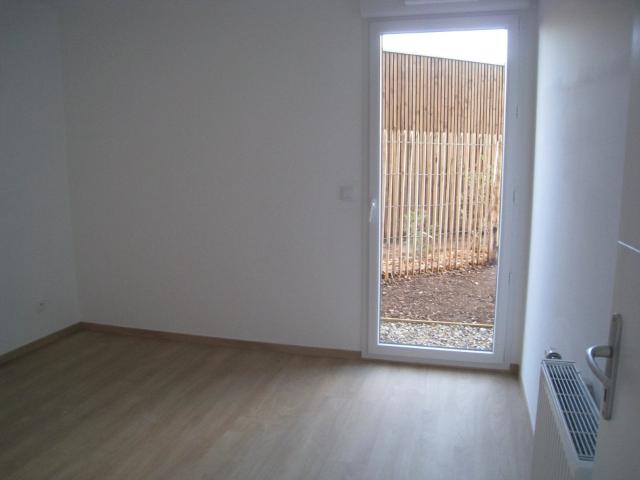 Location Appartement Rue Jean Louis Barrault, Meyzieu