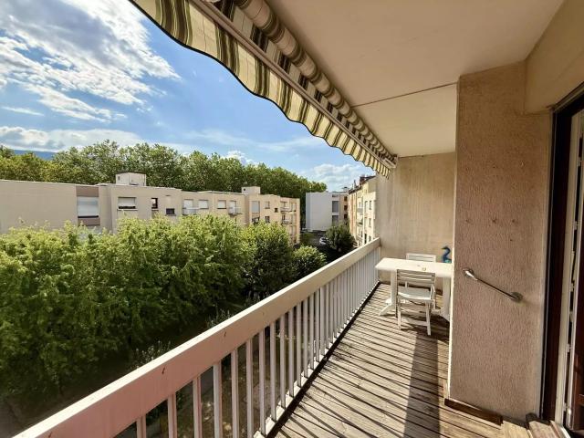 Location Appartement Rue Jean Macé, Grenoble