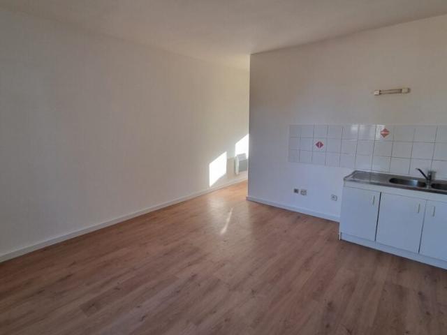 Location Appartement Rue Jean Moulin, Ribérac