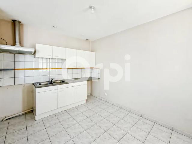 Location Appartement Rue Jean Moulin, Ruoms
