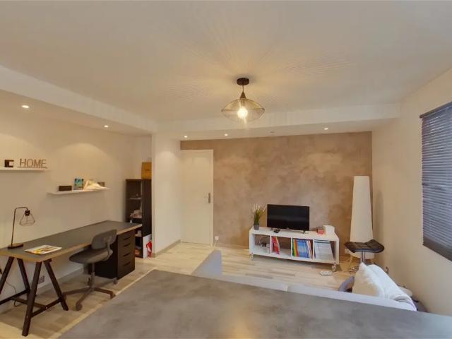 Location Appartement Rue Jean Perrin, Tours