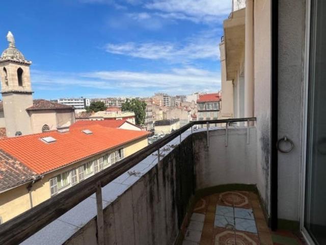Location Appartement Rue Jeanne de Chantal, Marseille