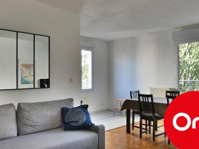 Location Appartement Rue Jeanne Hachette, Lyon