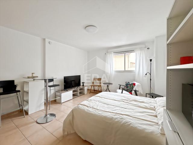 Location Appartement Rue Jeanne Jugan, Marseille