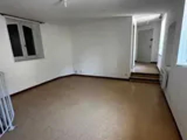 Location Appartement Rue Jentelin, Châteaurenard