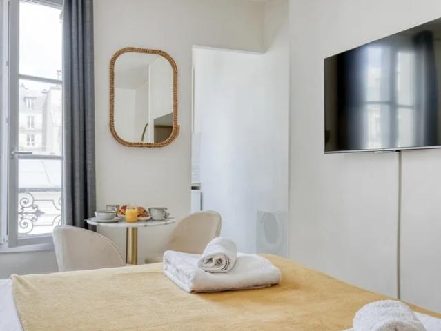 Location Appartement Rue Juge, Paris