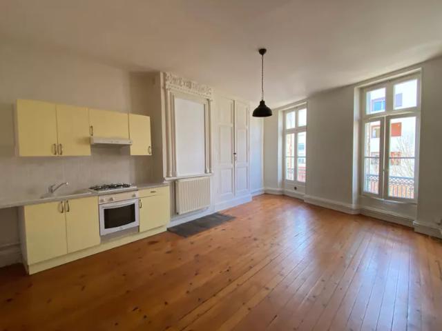 Location Appartement Rue Jules Cels, Agen