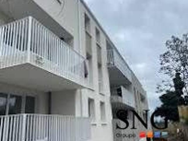 Location Appartement Rue Jules Raimu, Nîmes