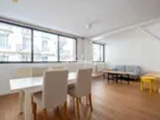 Location Appartement Rue Jules Vallès, Paris