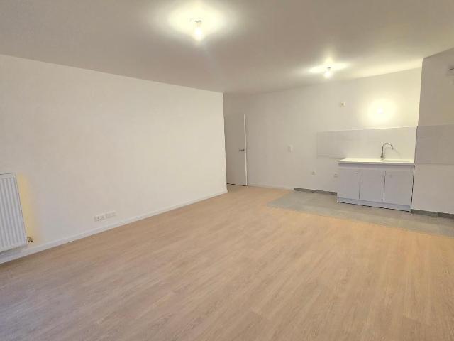 Location Appartement Rue Julius et Ethel Rosenberg, Bezons