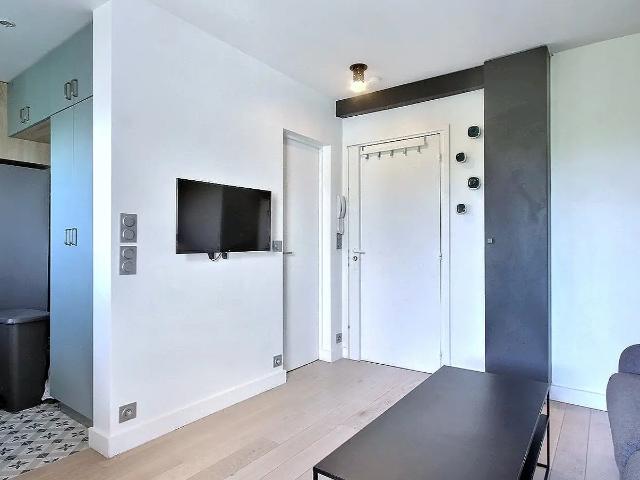 Location Appartement Rue Oberkampf, Paris