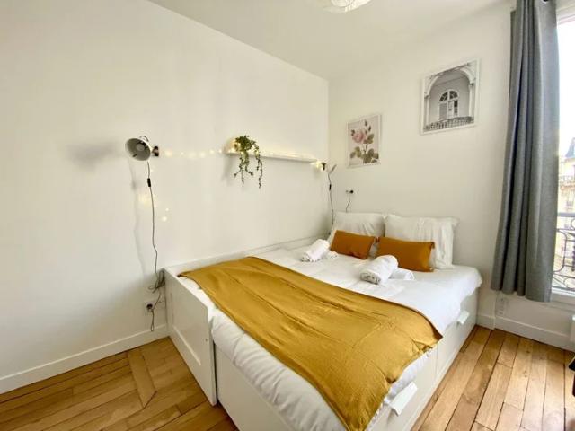 Location Appartement Rue Olivier de Serres, Paris