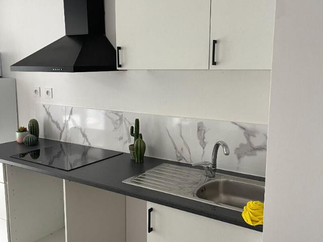 Location Appartement Rue Loubon, Marseille