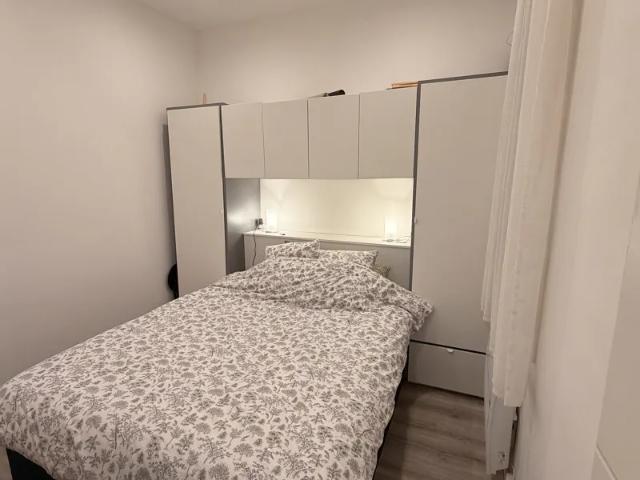 Location Appartement Rue Louis Astruc, Marseille