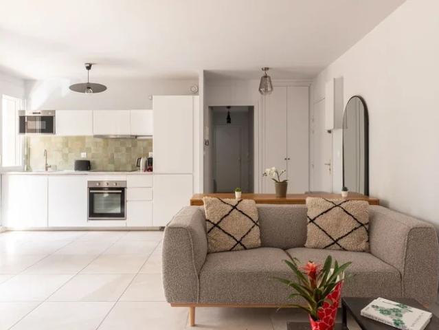 Location Appartement Rue Louis Blanc, Lyon