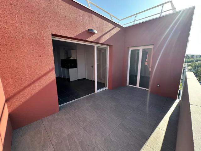 Location Appartement Rue Louis de Bonnefoy, Perpignan