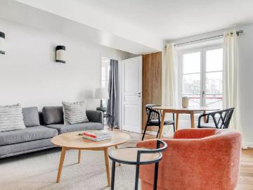 Location Appartement Rue Louis Le Grand, Paris