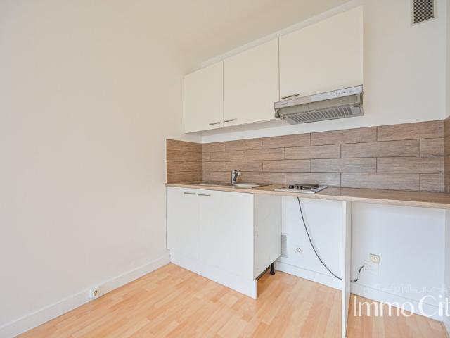 Location Appartement Rue Louis Lejeune, Montrouge