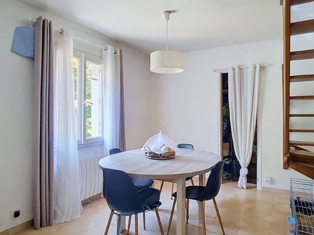 Location Appartement Rue Louis Moreau, Étampes