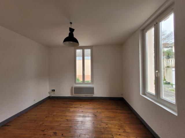 Location Appartement Rue Louis Magne, Pau