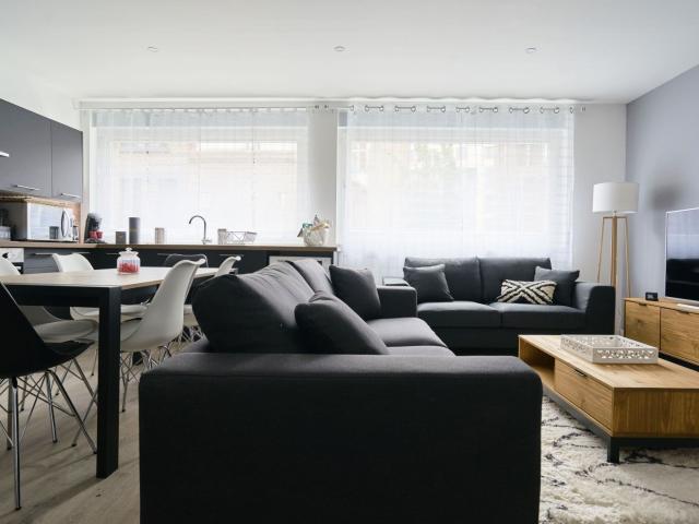 Location Appartement Rue Louis Niquet, Lille