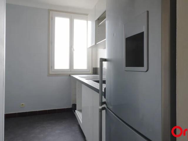 Location Appartement Rue Louise Michel, Vénissieux