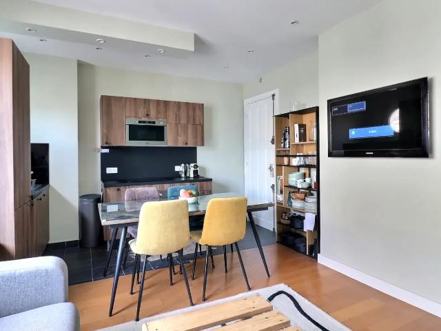 Location Appartement Rue Louise Michel, Levallois Perret
