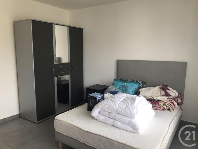 Location Appartement Rue Louise Weiss, Orsay