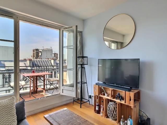 Location Appartement Rue la Condamine, Paris