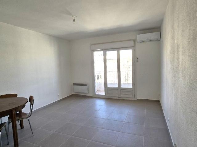 Location Appartement Rue Labry, Marseille