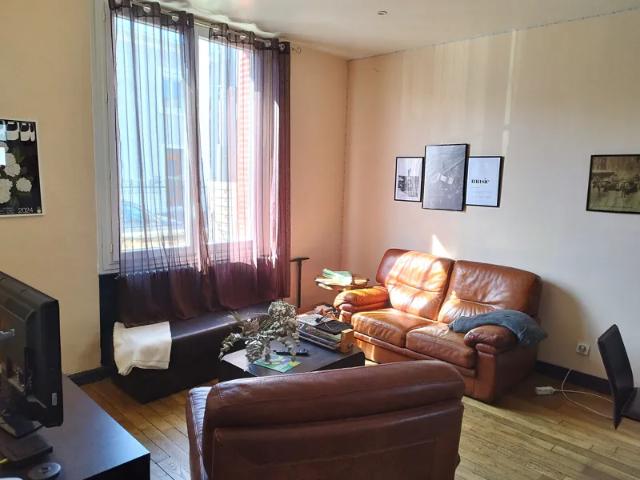 Location Appartement Rue Lançon, Villeurbanne