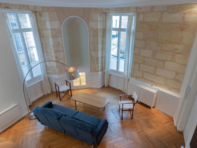 Location Appartement Place de l'Europe, Bordeaux