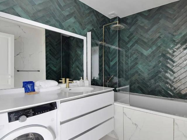 Location Appartement Rue Larrey, Paris