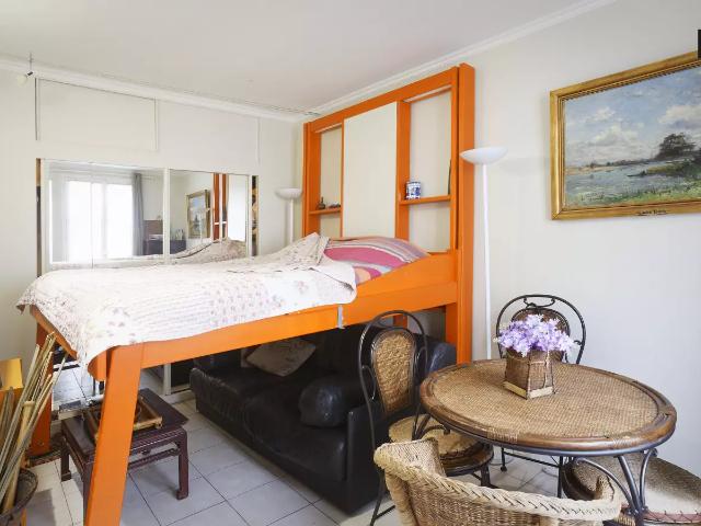 Location Appartement Rue Larrey, Paris