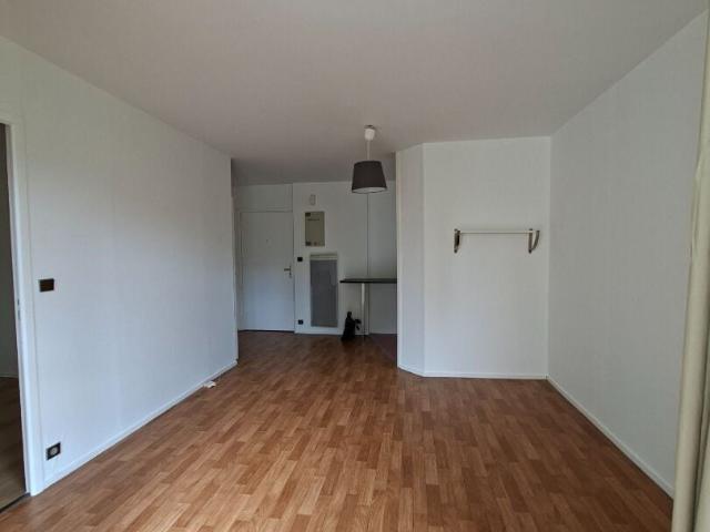 Location Appartement Rue du Sergent Guihard, Rennes