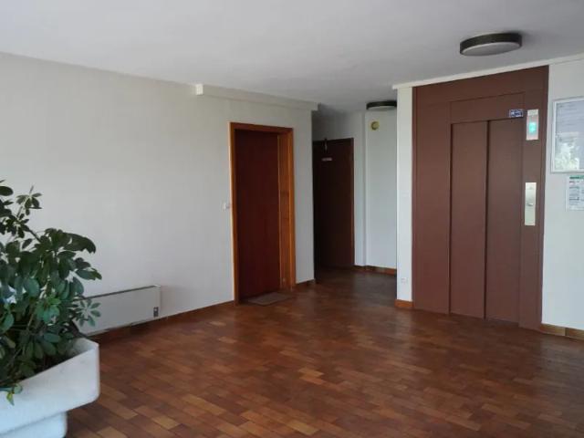 Location Appartement Rue Le Nôtre, Dijon
