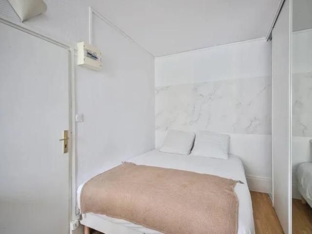 Location Appartement Rue Lecourbe, Paris