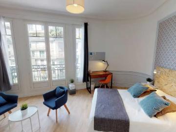 Location Appartement Rue Lecourbe, Paris