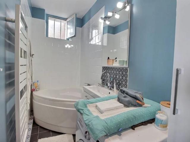 Location Appartement Rue Legendre, Paris