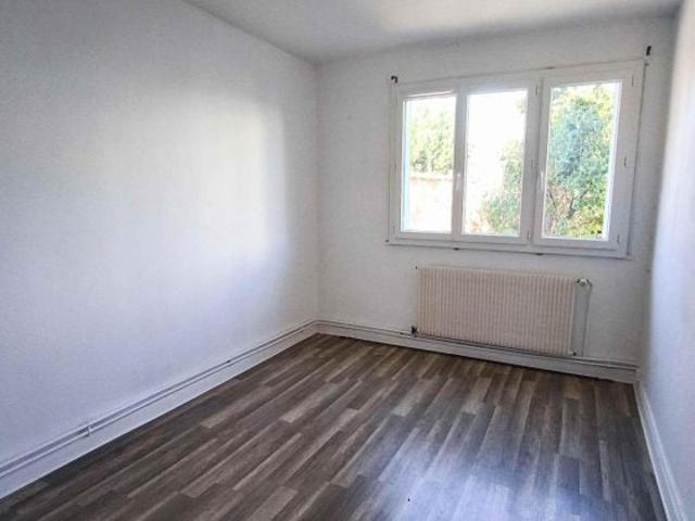 Location Appartement Rue Léon Blum, Villeurbanne