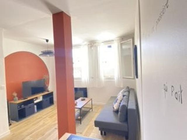 Location Appartement Rue Léon Gozlan, Marseille